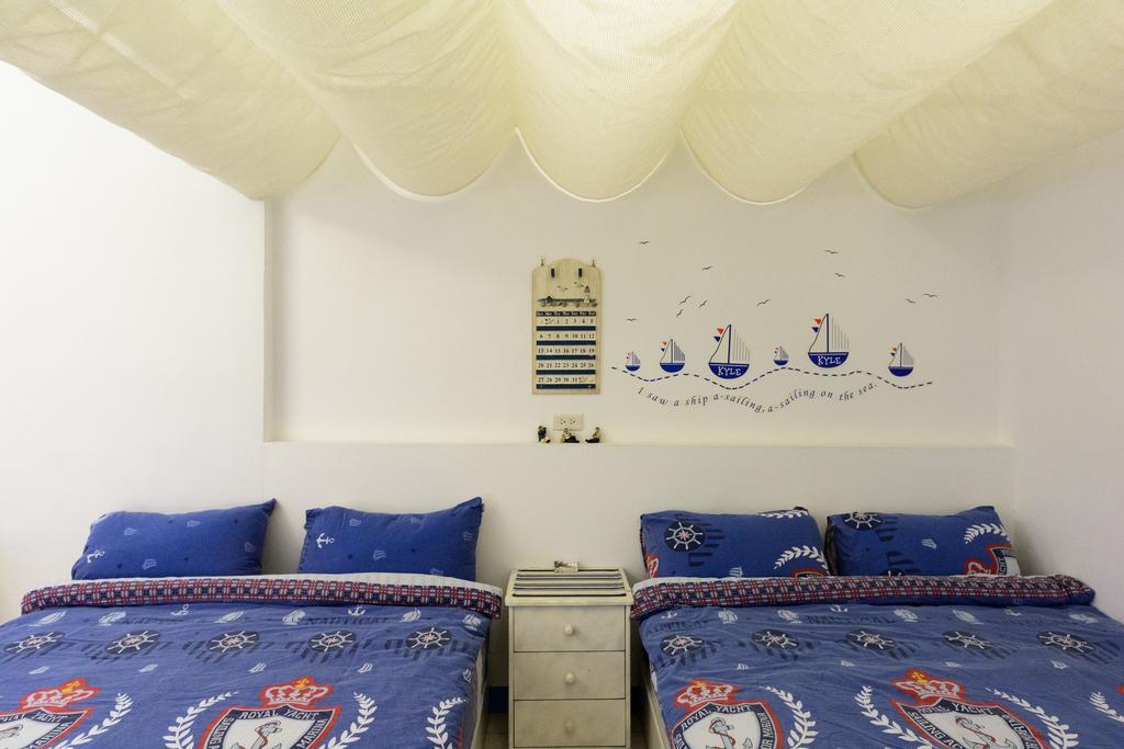 Play House Hotel Tainan Bagian luar foto